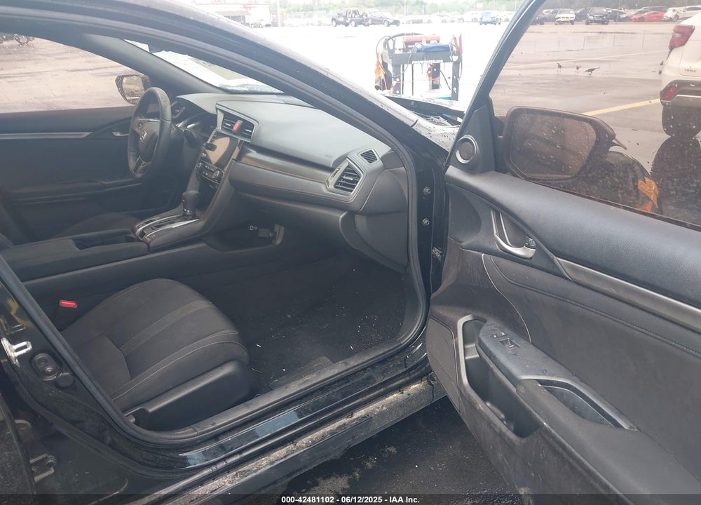 2019 HONDA CIVIC VIN: SHHFK7H69KU210668