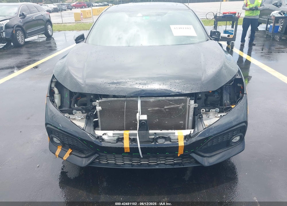 2019 HONDA CIVIC VIN: SHHFK7H69KU210668