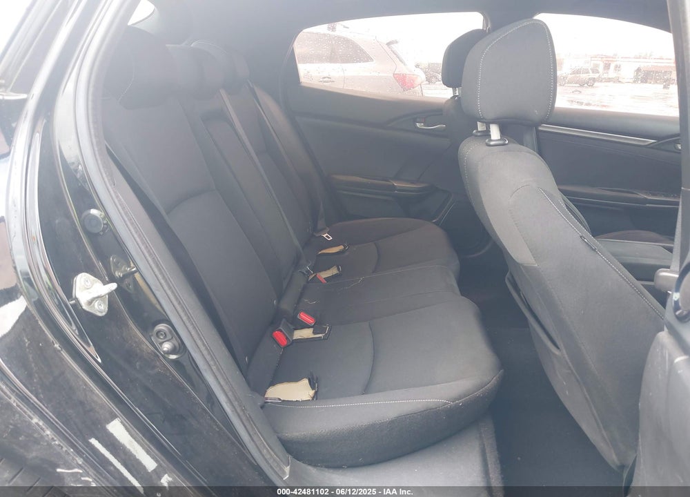 2019 HONDA CIVIC VIN: SHHFK7H69KU210668
