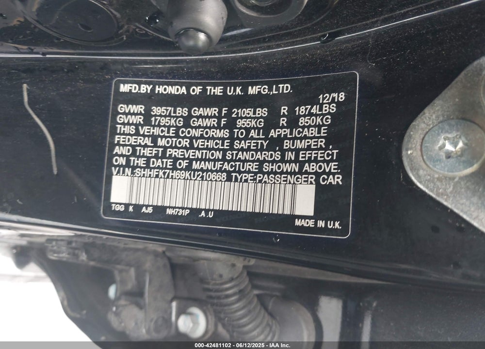 2019 HONDA CIVIC VIN: SHHFK7H69KU210668