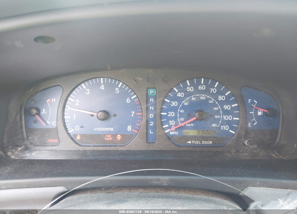 2002 TOYOTA SIENNA LE VIN: 4T3ZF13C52U440649