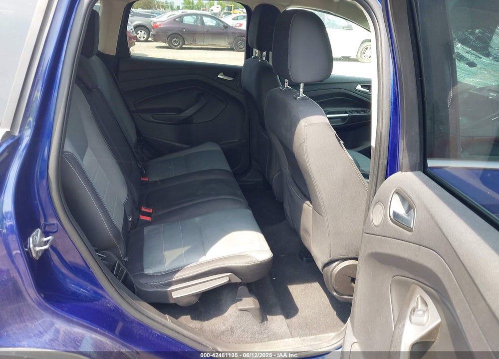 2016 FORD ESCAPE VIN: 1FMCU0GX4GUA20111