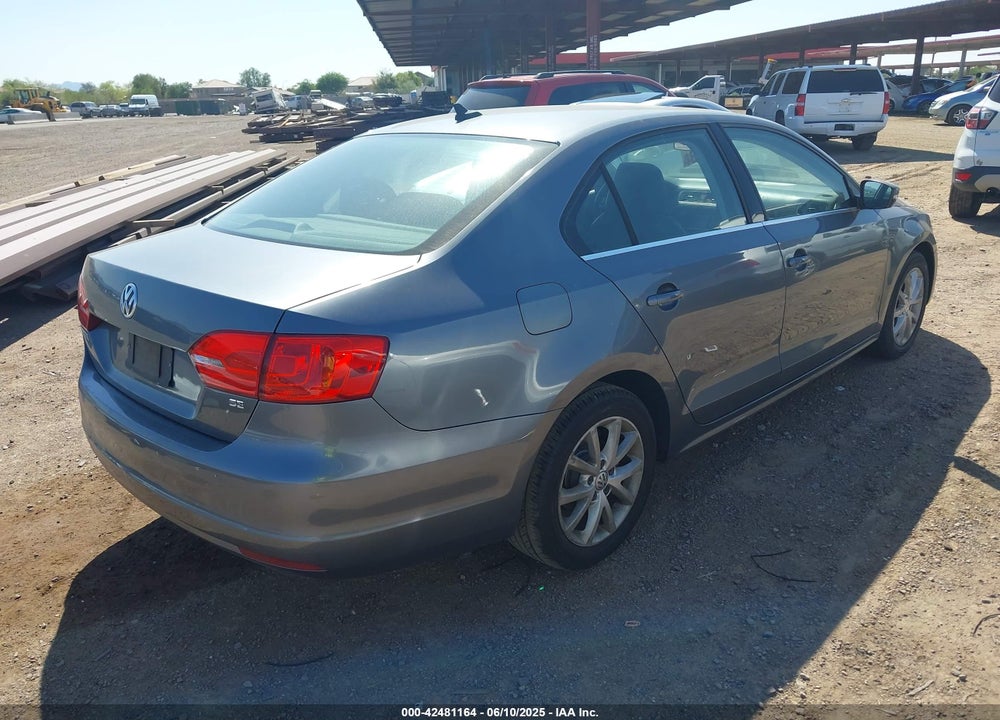 2014 VOLKSWAGEN JETTA VIN: 3VWD17AJXEM417724