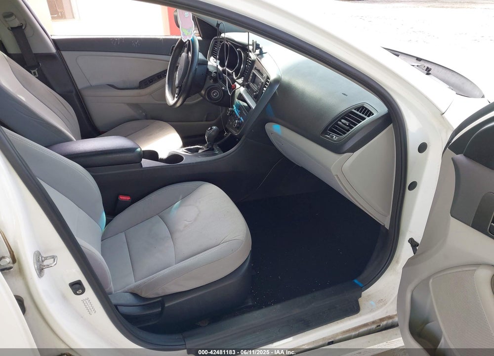 2012 KIA OPTIMA LX VIN: KNAGM4A74C5289913