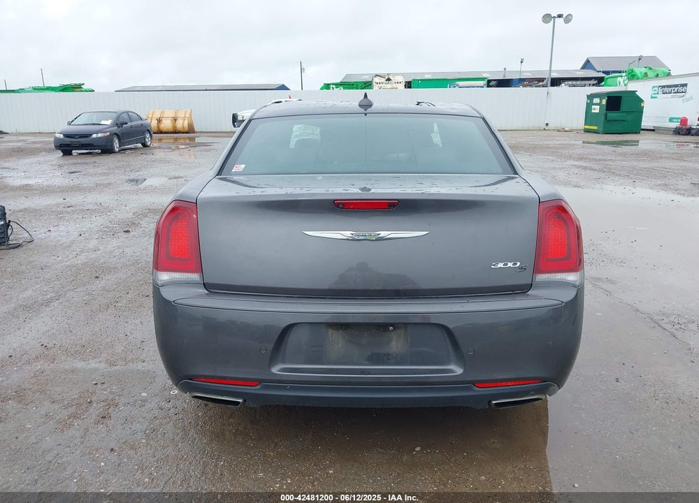 2018 CHRYSLER 300 VIN: 2C3CCABG8JH264069