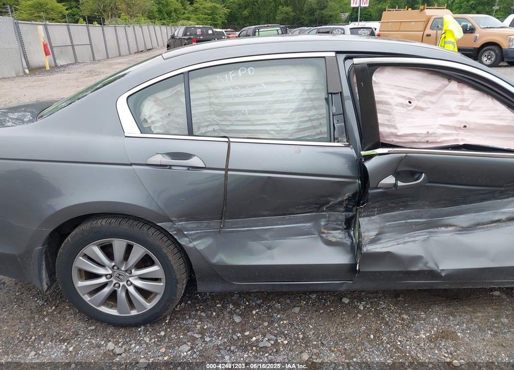 2012 HONDA ACCORD VIN: 1HGCP2F70CA065858