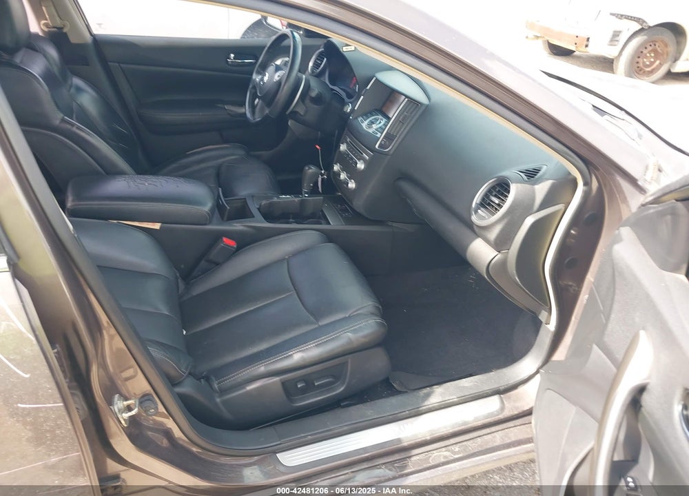 2014 NISSAN MAXIMA VIN: 1N4AA5AP2EC447824