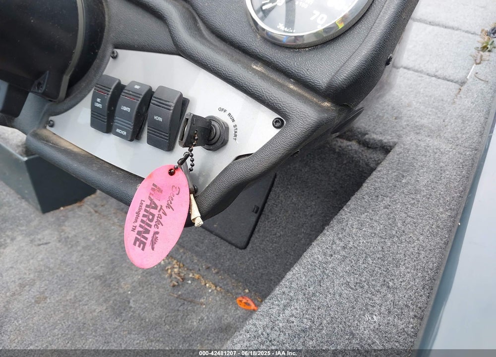 2023 RANGER BASSBOAT VIN: RGR30890C323