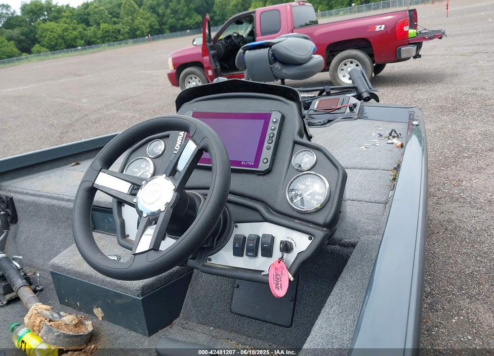 2023 RANGER BASSBOAT VIN: RGR30890C323