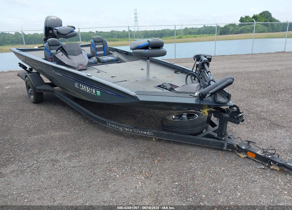 2023 RANGER BASSBOAT VIN: RGR30890C323