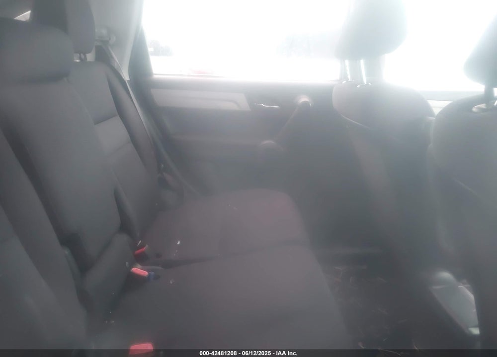 2011 HONDA CR-V LX VIN: 3CZRE3H30BG703633