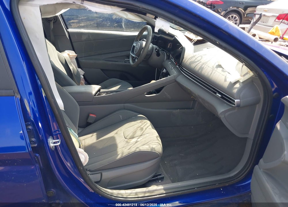 2023 HYUNDAI ELANTRA VIN: KMHLS4AG6PU528442