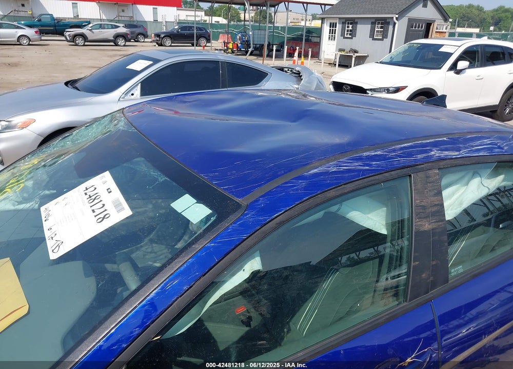 2023 HYUNDAI ELANTRA VIN: KMHLS4AG6PU528442