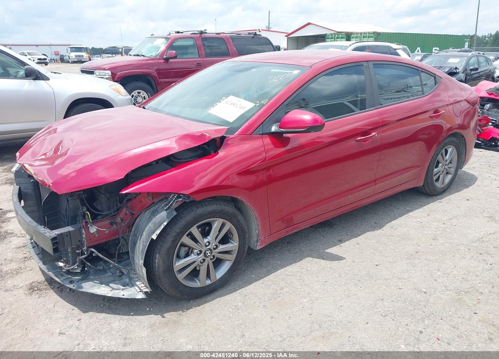 2017 HYUNDAI ELANTRA VIN: KMHD84LF2HU401499