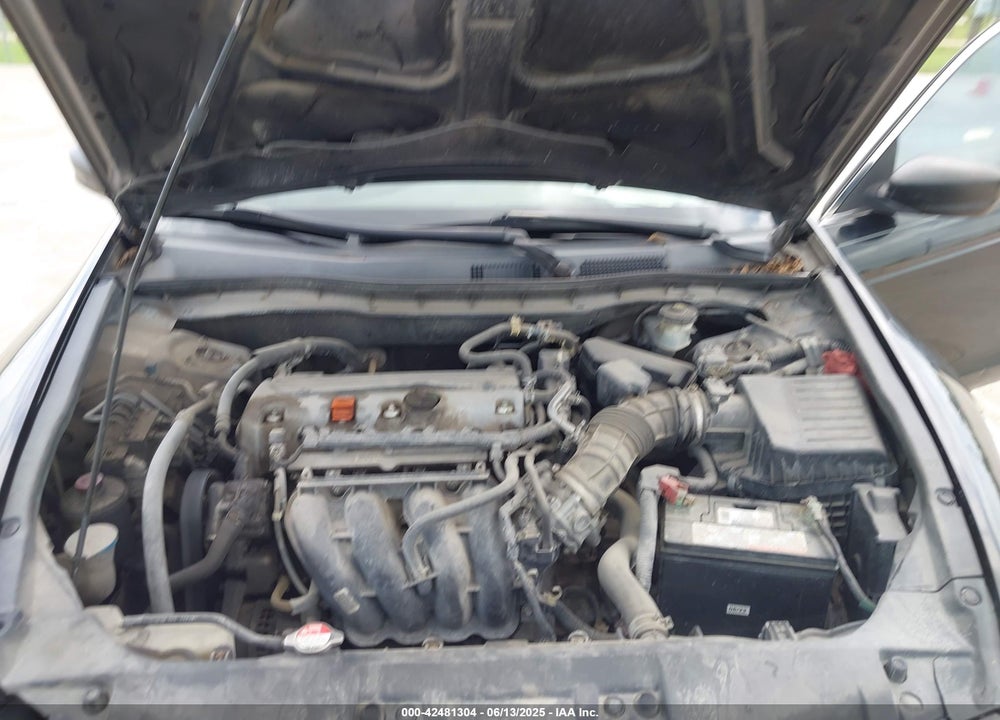 2009 HONDA ACCORD 2.4 LX-P VIN: 1HGCP26489A184272