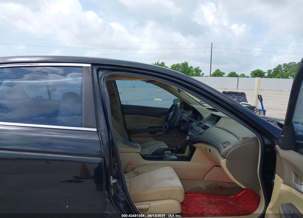 2009 HONDA ACCORD 2.4 LX-P VIN: 1HGCP26489A184272