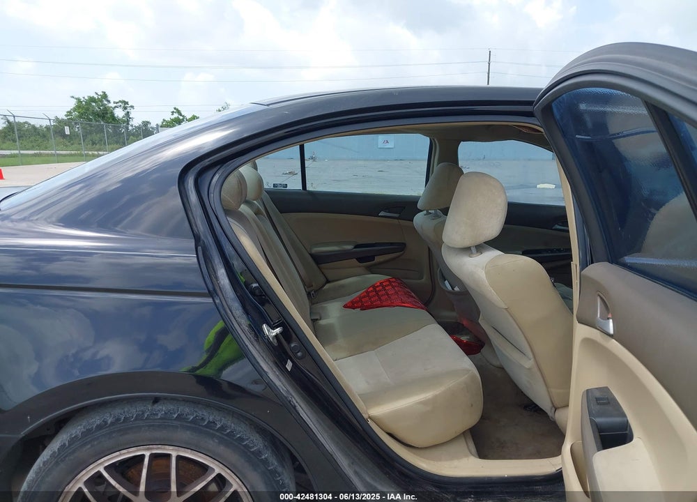 2009 HONDA ACCORD 2.4 LX-P VIN: 1HGCP26489A184272