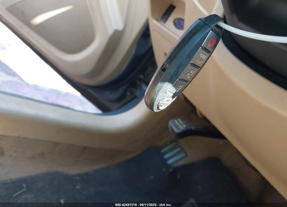 2011 NISSAN MAXIMA VIN: 1N4AA5APXBC853863