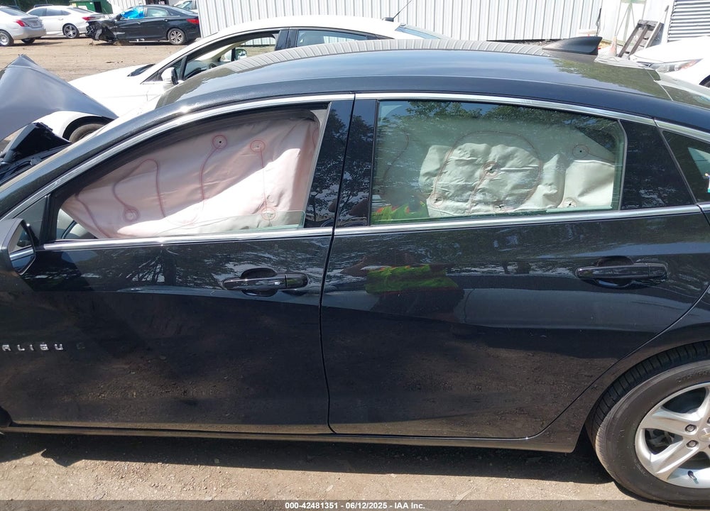 2021 CHEVROLET MALIBU VIN: 1G1ZB5ST3MF001595