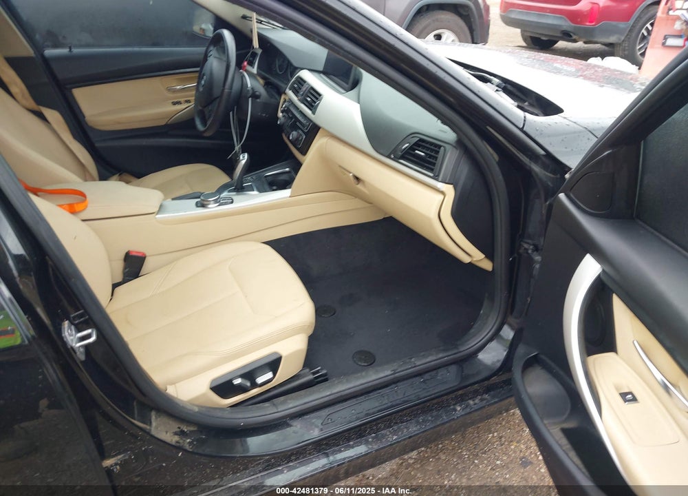 2018 BMW 320I VIN: WBA8E1G55JNU92408