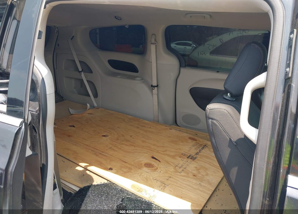 2018 CHRYSLER PACIFICA TOURING PLUS VIN: 2C4RC1FGXJR339316