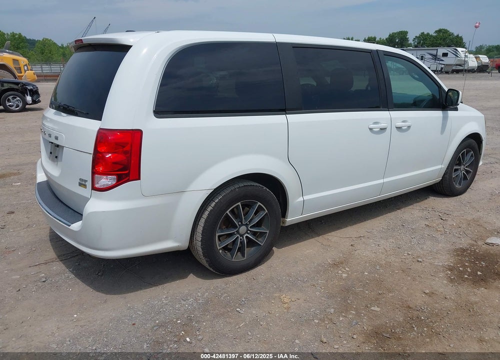 2018 DODGE GRAND CARAVAN GT VIN: 2C4RDGEG6JR195734