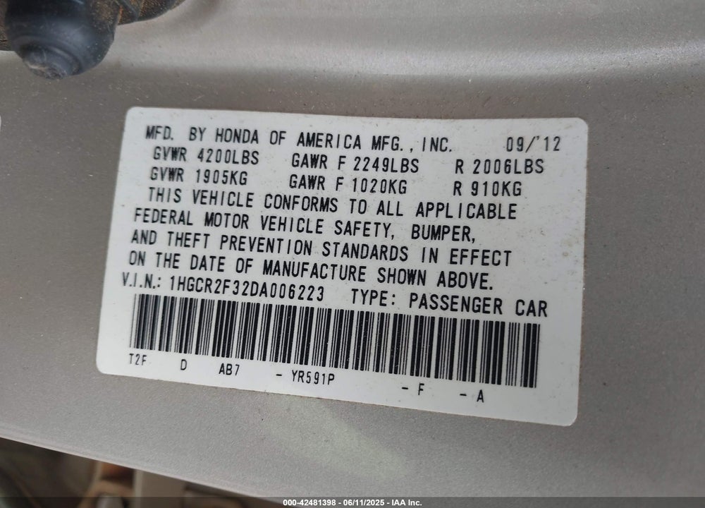 2013 HONDA ACCORD VIN: 1HGCR2F32DA006223