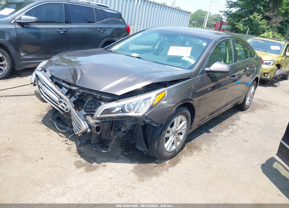 2016 HYUNDAI SONATA VIN: 5NPE24AF7GH271547