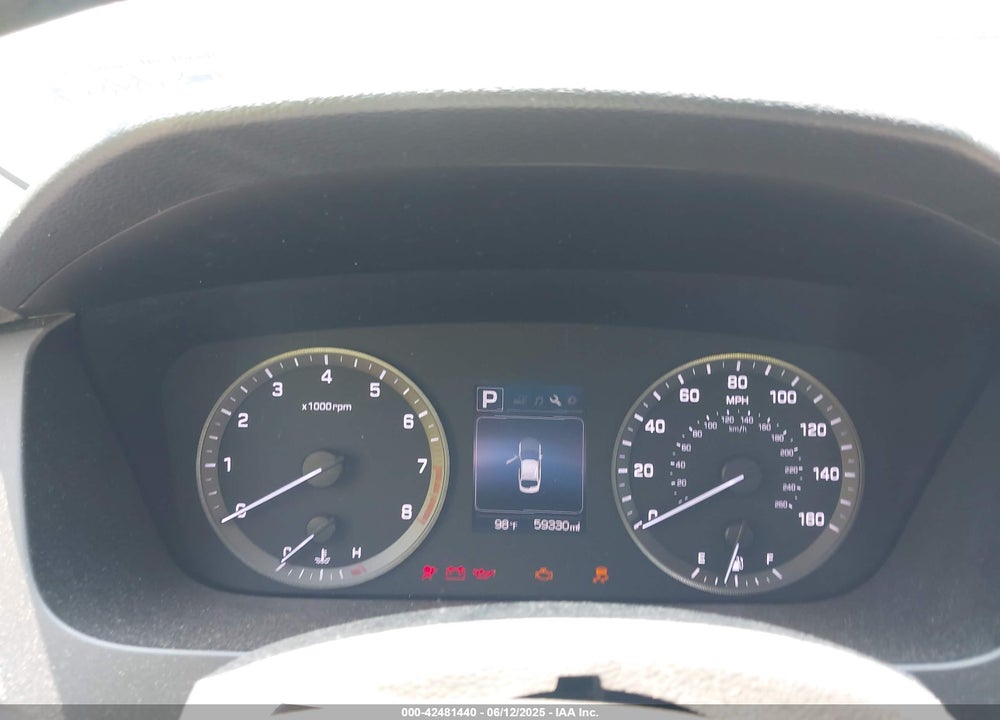 2016 HYUNDAI SONATA VIN: 5NPE24AF7GH271547