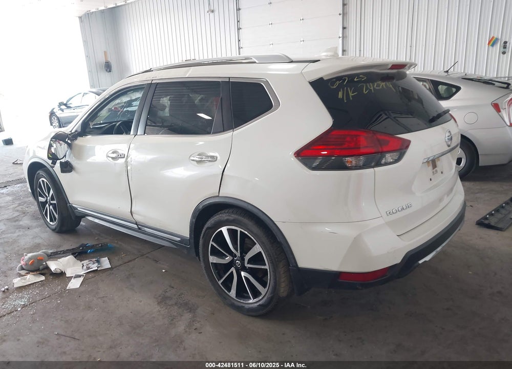 2017 NISSAN ROGUE VIN: JN8AT2MT7HW380298