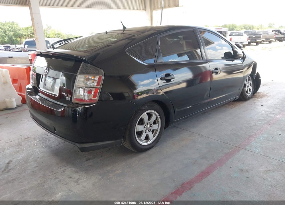 2005 TOYOTA PRIUS VIN: JTDKB20U353092986