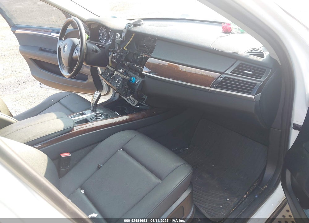 2010 BMW X5 VIN: 5UXFE4C59AL385079