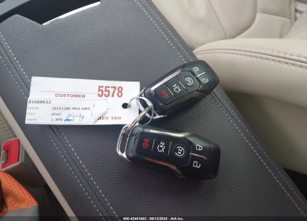 2014 LINCOLN MKZ VIN: 3LN6L2J99ER827203
