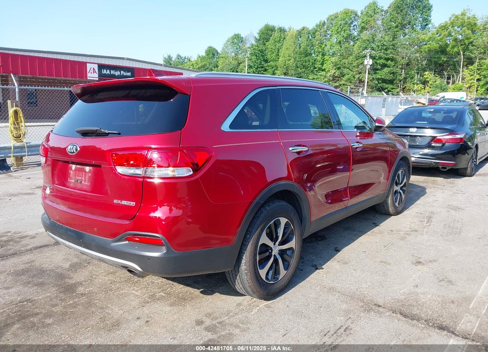 2017 KIA SORENTO 2.0T EX VIN: 5XYPH4A19HG325385