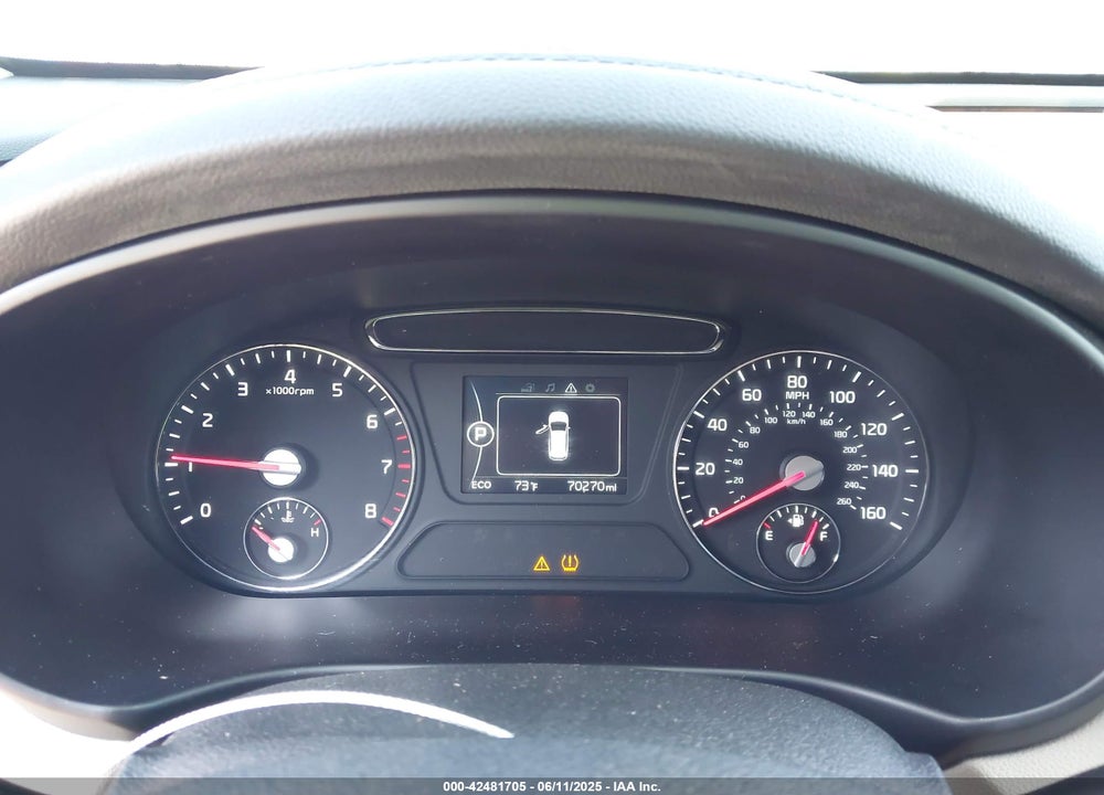 2017 KIA SORENTO 2.0T EX VIN: 5XYPH4A19HG325385