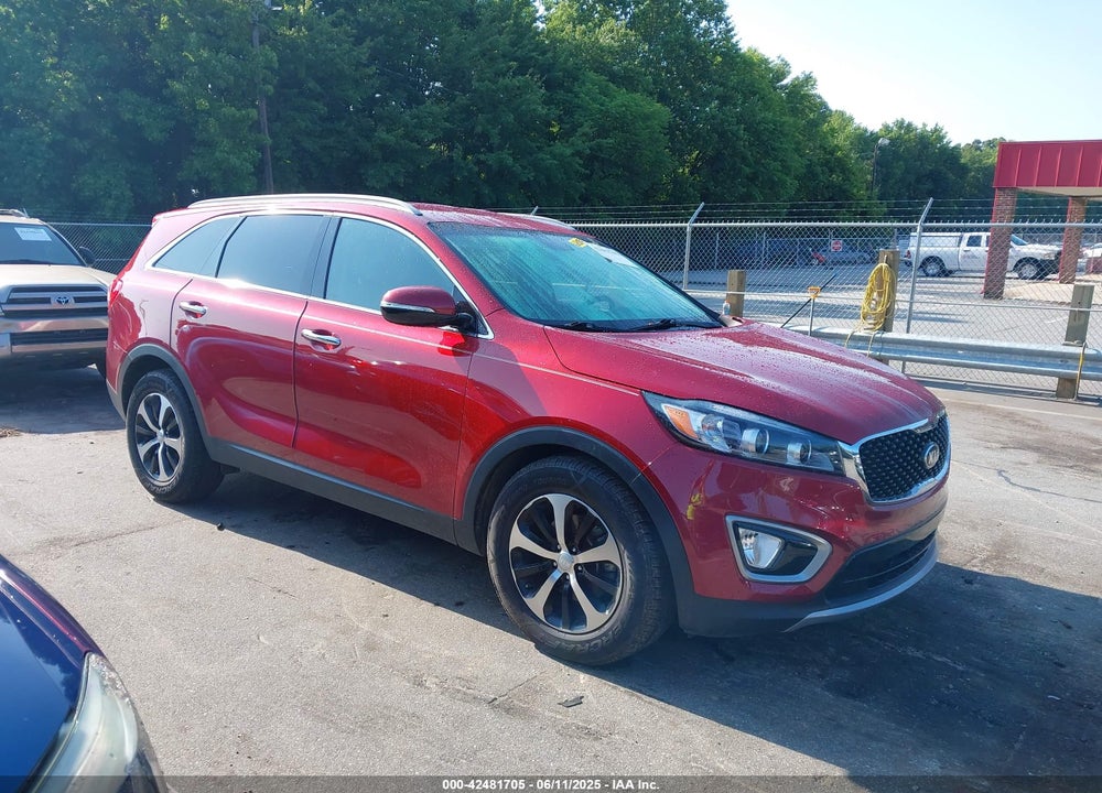 2017 KIA SORENTO 2.0T EX VIN: 5XYPH4A19HG325385