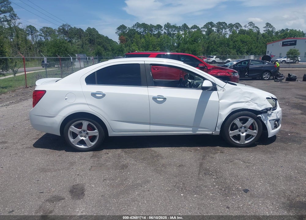 2016 CHEVROLET SONIC VIN: 1G1JE5SB3G4123966