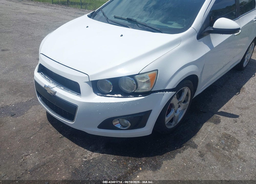 2016 CHEVROLET SONIC VIN: 1G1JE5SB3G4123966