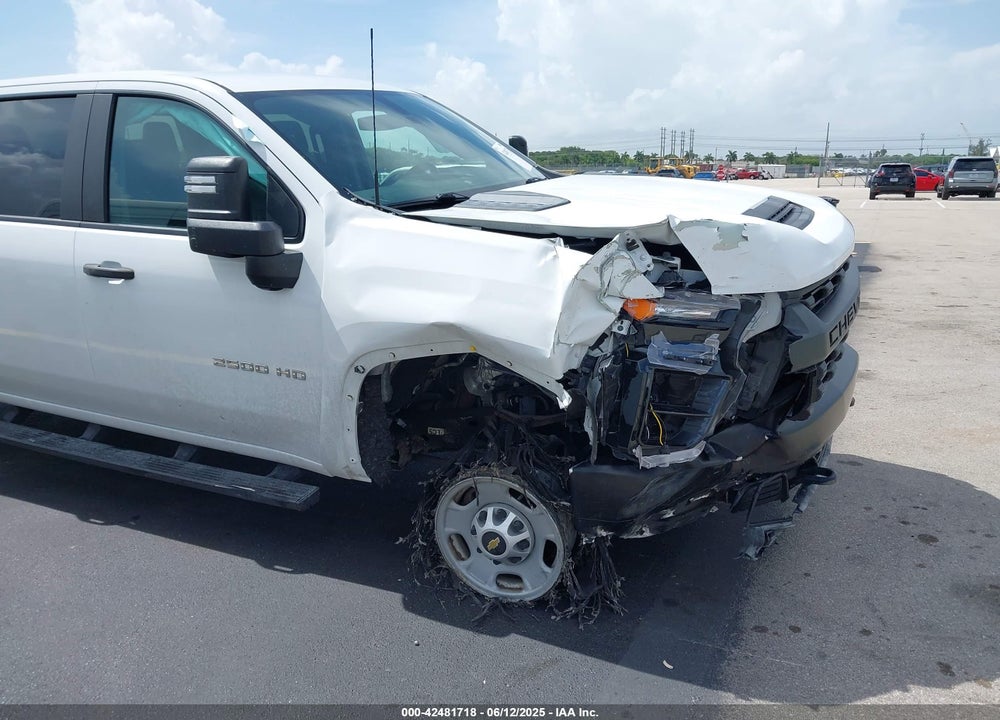 2020 CHEVROLET SILVERADO 2500HD 4WD STANDARD BED WT VIN: 1GC4YLE70LF336038