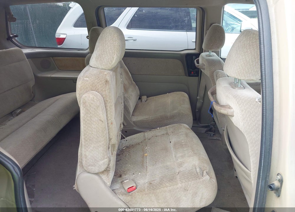 2000 HONDA ODYSSEY LX VIN: 2HKRL1851YH506200