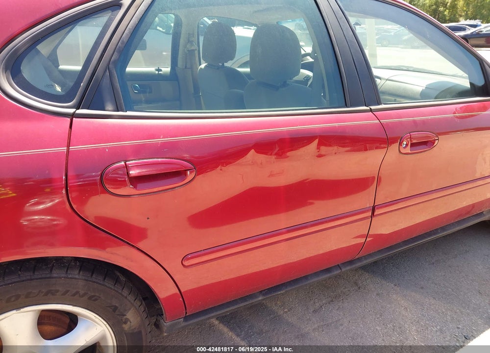 2001 FORD TAURUS VIN: 1FAFP55221G243434