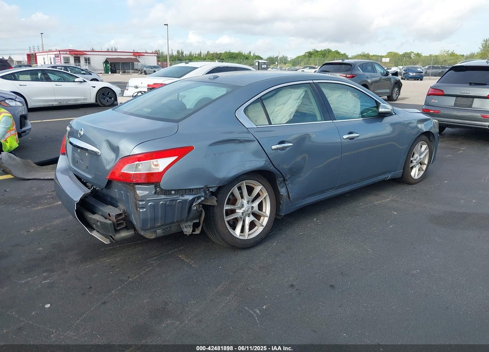 2011 NISSAN MAXIMA VIN: 1N4AA5AP0BC822802