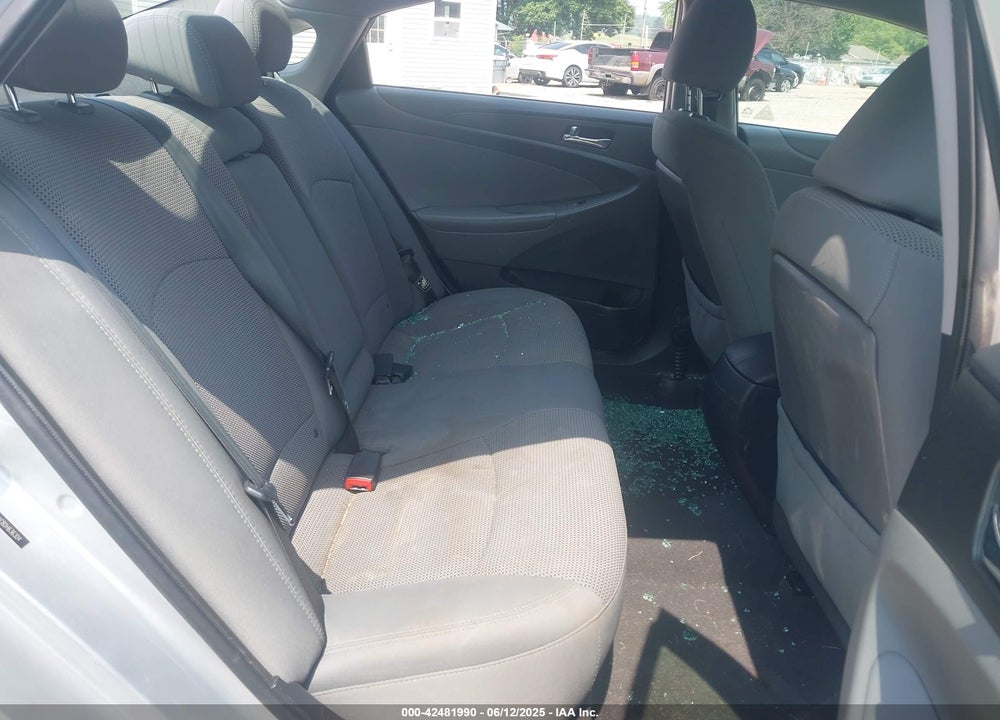 2013 HYUNDAI SONATA GLS VIN: 5NPEB4AC8DH636304