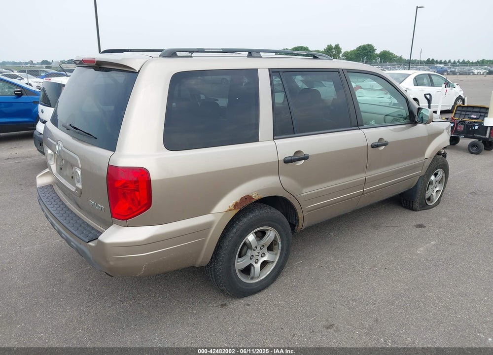 2005 HONDA PILOT EX-L VIN: 5FNYF18535B053825