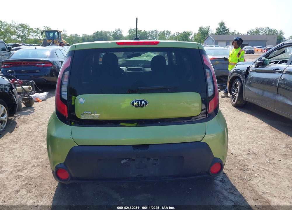 2015 KIA SOUL VIN: KNDJN2A26F7810010