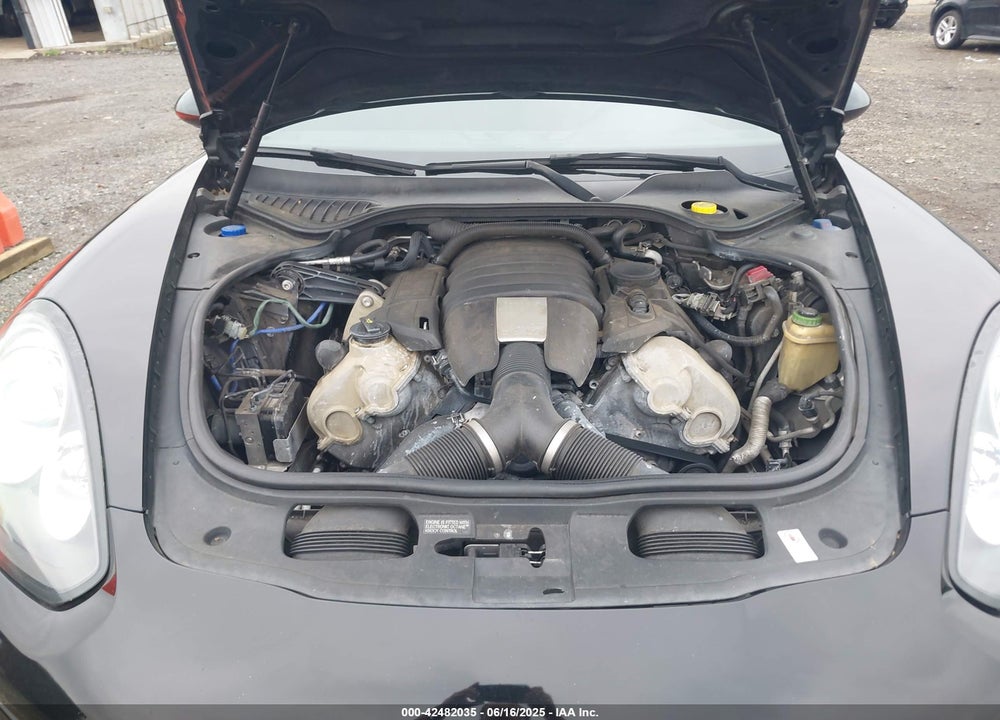 2014 PORSCHE PANAMERA VIN: WP0AA2A77EL009146