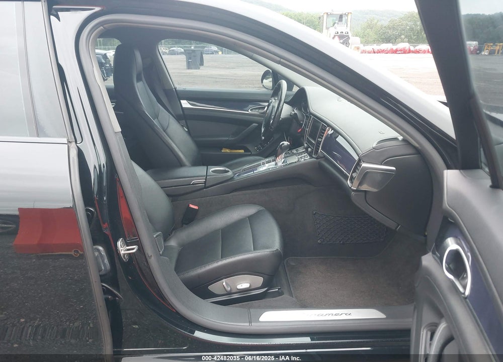 2014 PORSCHE PANAMERA VIN: WP0AA2A77EL009146