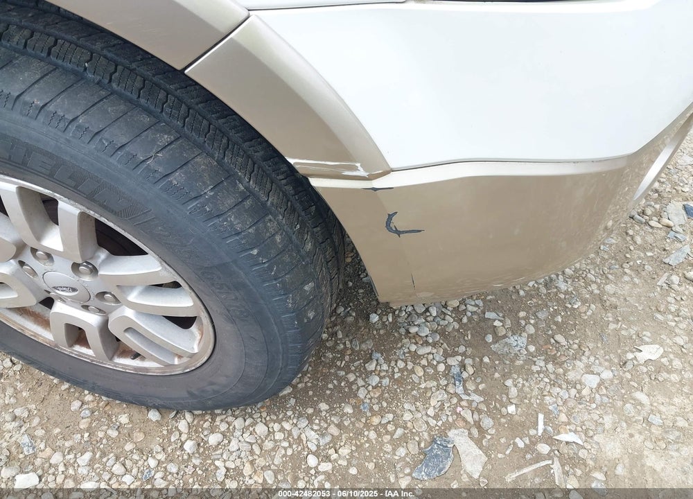 2011 FORD EXPEDITION VIN: 1FMJU1J57BEF01008