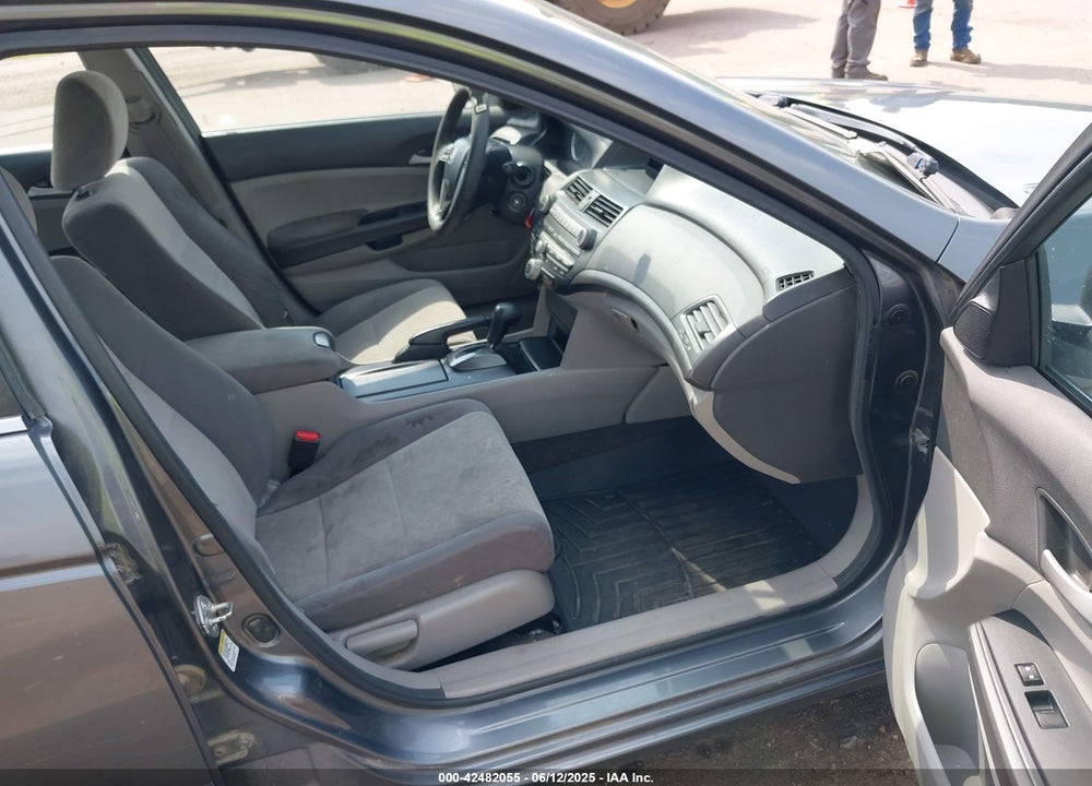 2010 HONDA ACCORD 2.4 LX VIN: 1HGCP2F3XAA126370
