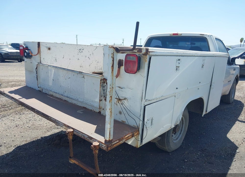 2000 FORD F-250 LARIAT/XL/XLT VIN: 1FTNF20F0YEA81052